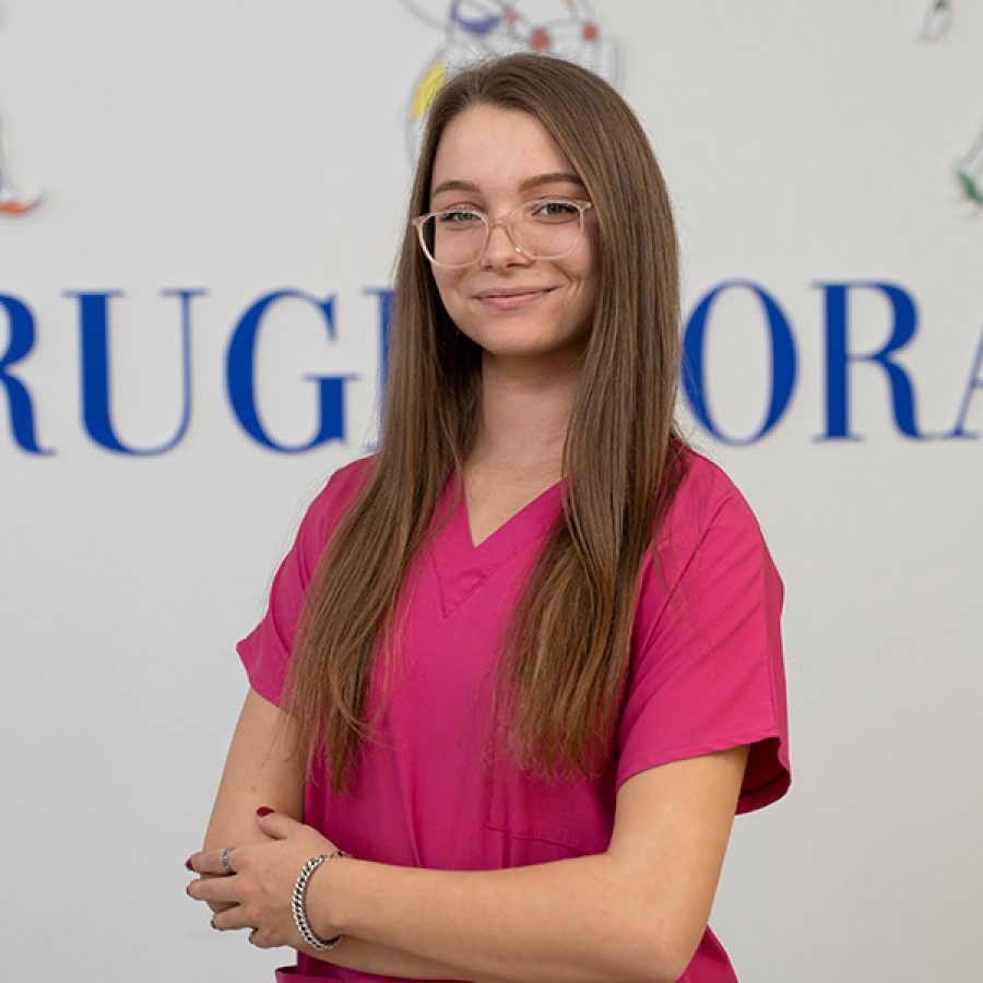 Sara Popov foto